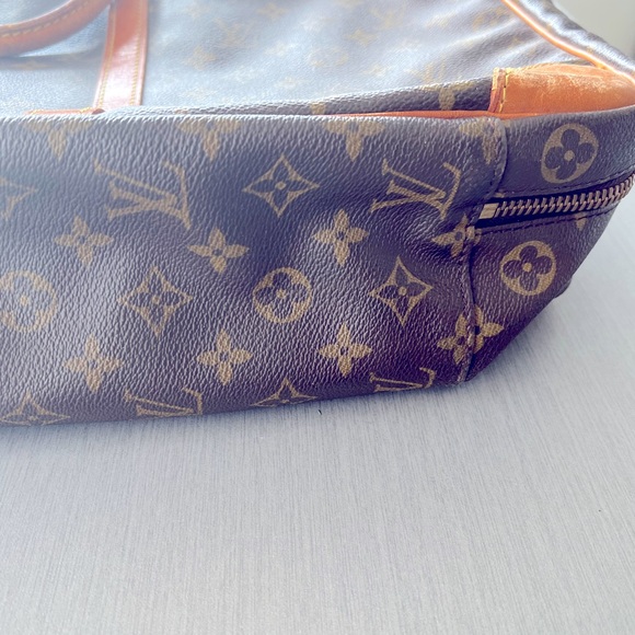 LOUIS VUITTON - Sirius suitcase travel bag - Picture 5 of 16